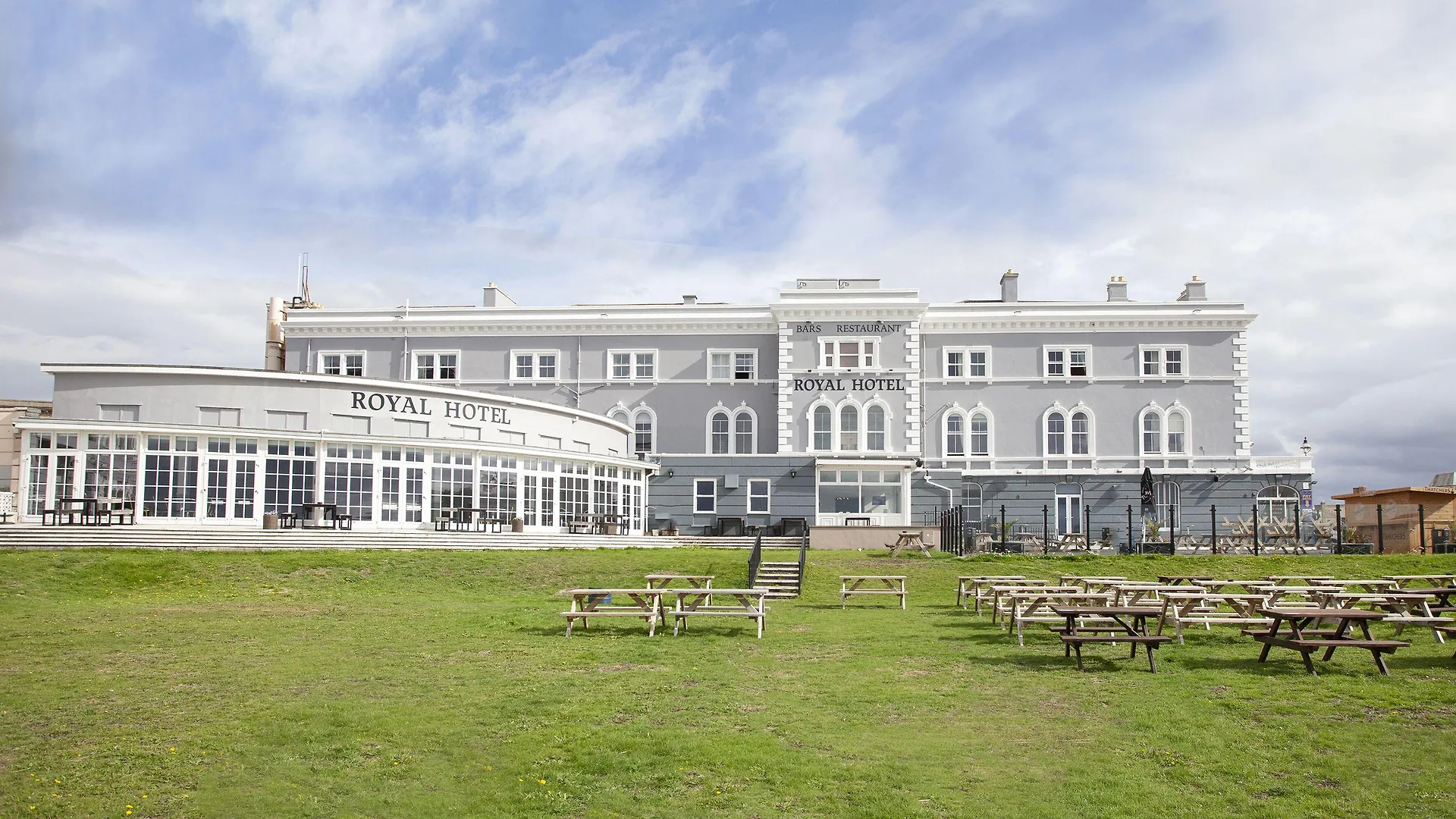 Staying Near Brean Down: 4 Resort Hotels Compared