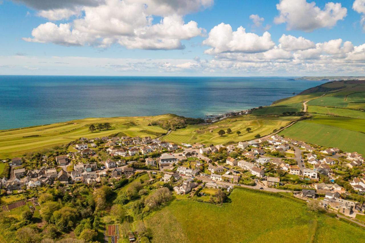 4 Hotels in Cornwall That Are Worth Booking